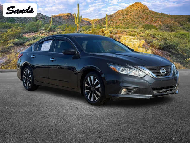 2017 Nissan Altima 2.5 SV FWD photo