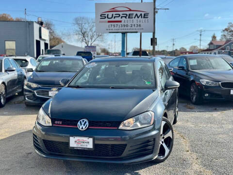 2017 Volkswagen Golf GTI SE FWD photo