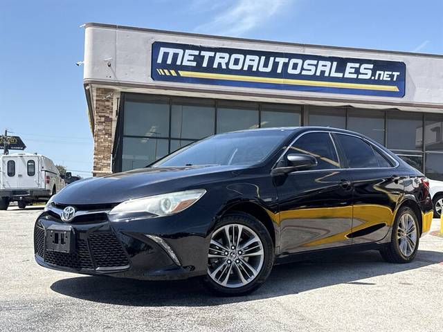 2017 Toyota Camry SE FWD photo