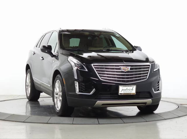 2017 Cadillac XT5 Platinum AWD AWD photo