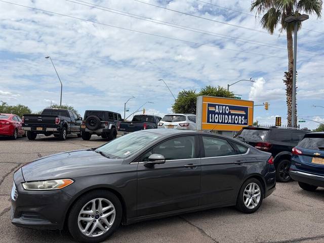 2016 Ford Fusion SE FWD photo