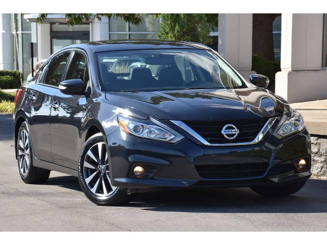 2017 Nissan Altima 2.5 SL FWD photo