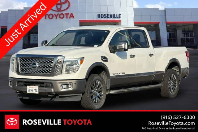 2016 Nissan Titan XD Platinum Reserve 4WD photo