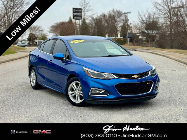 2017 Chevrolet Cruze LT FWD photo