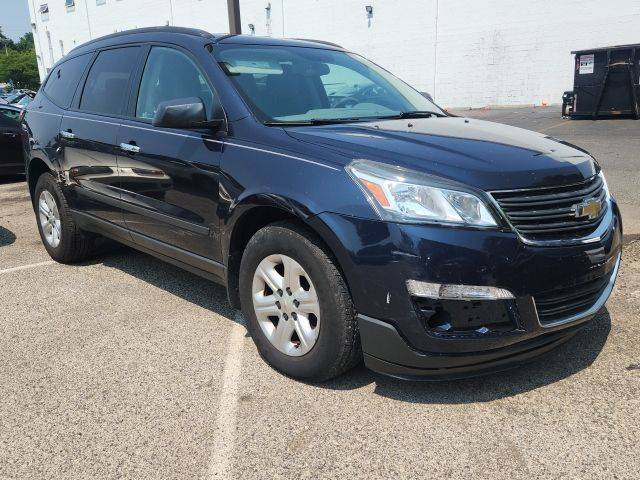 2017 Chevrolet Traverse LS AWD photo
