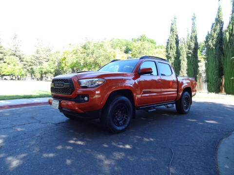 2017 Toyota Tacoma TRD Sport 4WD photo