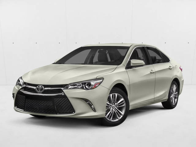 2017 Toyota Camry XLE FWD photo