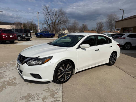 2017 Nissan Altima 2.5 SR FWD photo