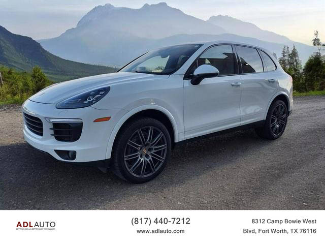 2017 Porsche Cayenne Platinum Edition AWD photo