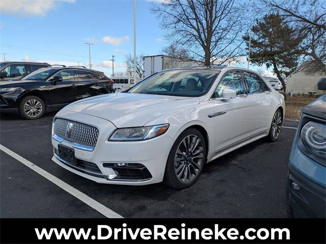 2017 Lincoln Continental Reserve AWD photo