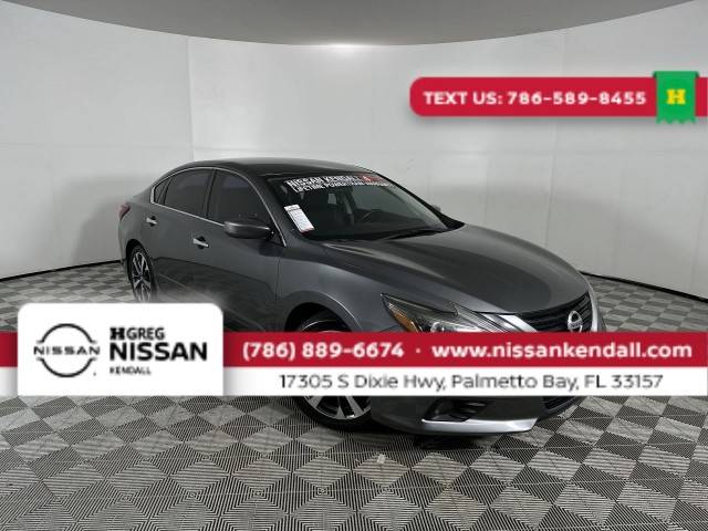 2017 Nissan Altima 2.5 SR FWD photo