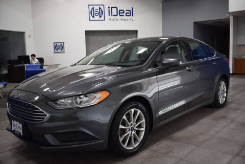 2017 Ford Fusion SE FWD photo