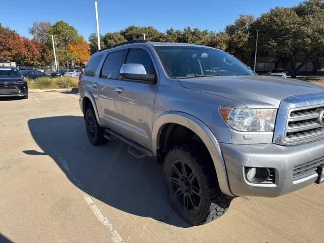 2016 Toyota Sequoia Limited RWD photo