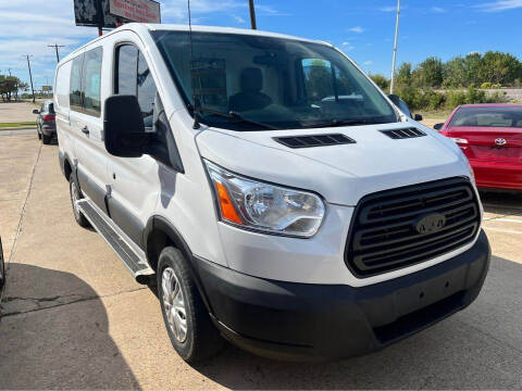 2015 Ford Transit Van RWD photo