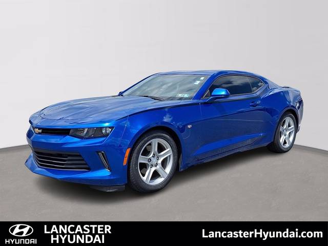 2017 Chevrolet Camaro 1LT RWD photo
