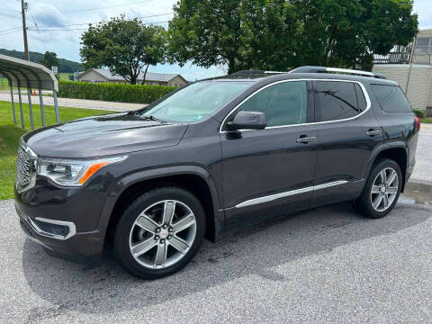 2017 GMC Acadia Denali AWD photo