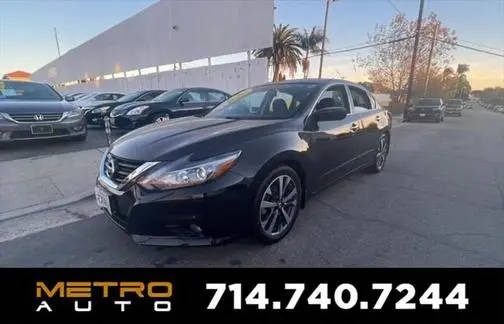 2017 Nissan Altima 2.5 SR FWD photo