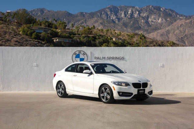 2017 BMW 2 Series 230i RWD photo