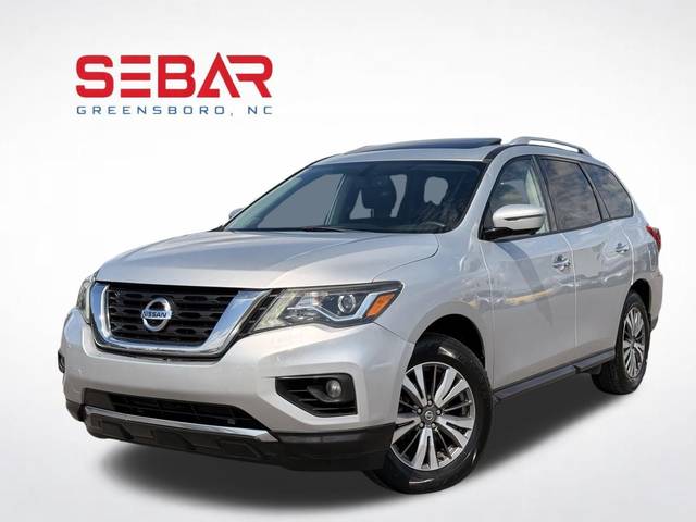 2017 Nissan Pathfinder SL 4WD photo