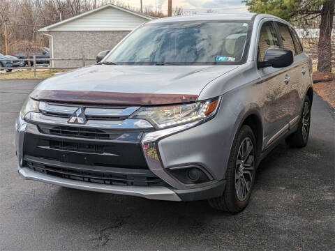 2017 Mitsubishi Outlander ES 4WD photo