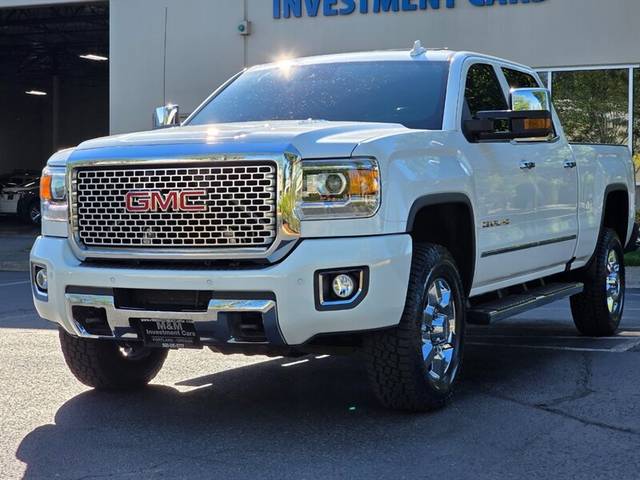 2016 GMC Sierra 3500HD Denali 4WD photo