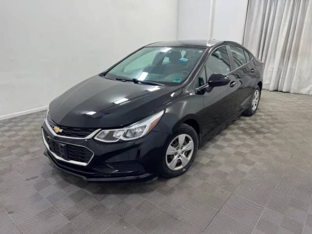 2017 Chevrolet Cruze LS FWD photo