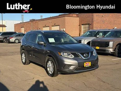 2016 Nissan Rogue SV AWD photo