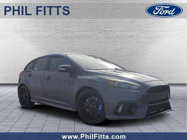 2016 Ford Focus RS AWD photo