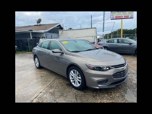 2017 Chevrolet Malibu LT FWD photo