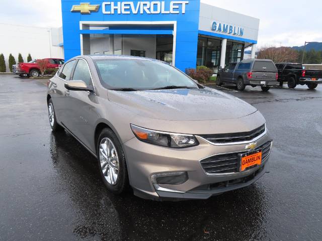 2017 Chevrolet Malibu LT FWD photo