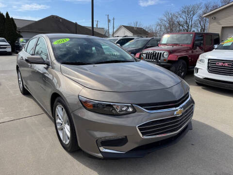 2017 Chevrolet Malibu LT FWD photo