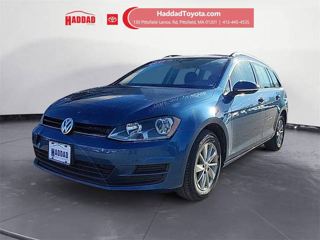 2017 Volkswagen Golf SportWagen S FWD photo