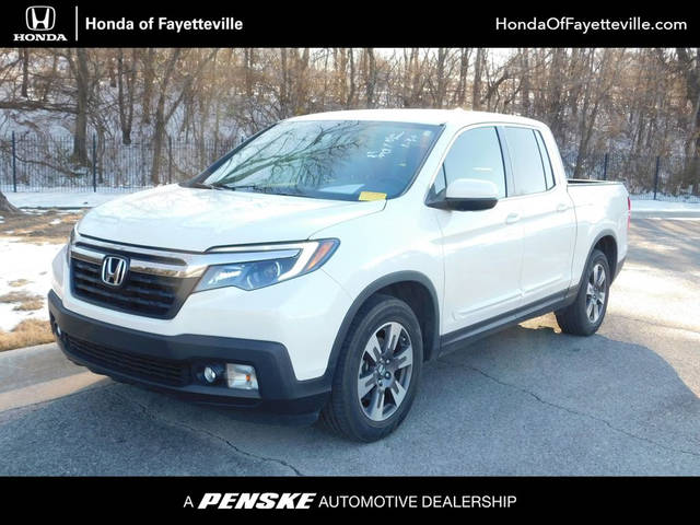 2017 Honda Ridgeline RTL-T FWD photo