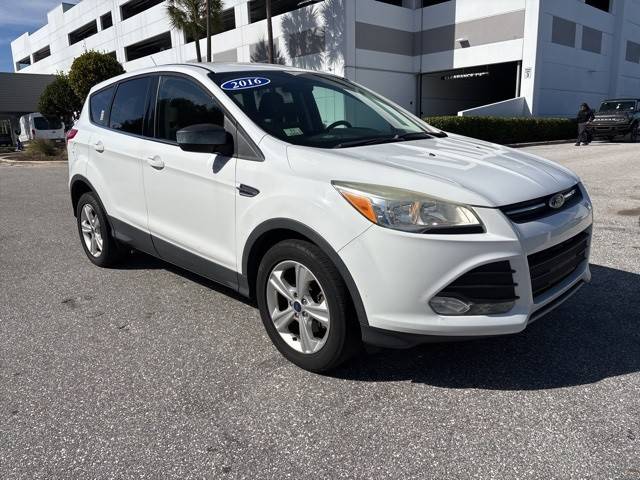 2016 Ford Escape SE FWD photo