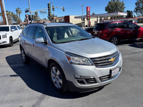 2017 Chevrolet Traverse Premier FWD photo
