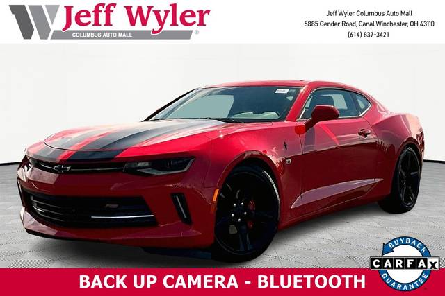 2017 Chevrolet Camaro 1LT RWD photo