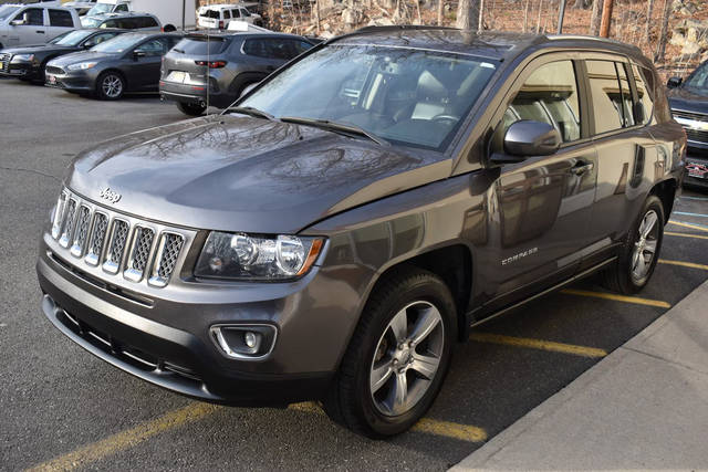 2017 Jeep Compass High Altitude 4WD photo