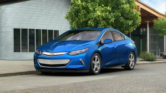 2017 Chevrolet Volt LT FWD photo