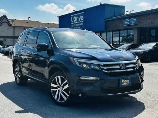 2016 Honda Pilot Touring AWD photo