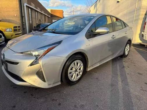 2017 Toyota Prius Two FWD photo