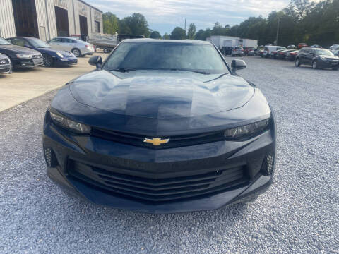 2017 Chevrolet Camaro 1LT RWD photo