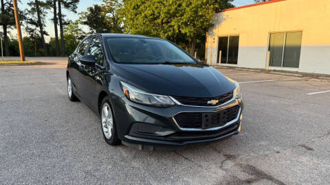 2017 Chevrolet Cruze LT FWD photo
