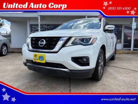 2017 Nissan Pathfinder SL FWD photo
