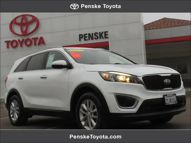 2017 Kia Sorento LX FWD photo