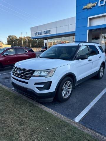 2017 Ford Explorer Base FWD photo