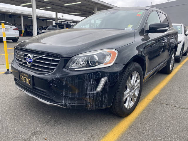 2016 Volvo XC60 T5 Drive-E Platinum FWD photo