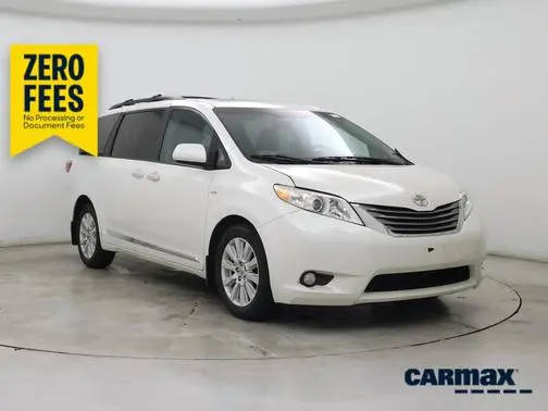 2017 Toyota Sienna XLE Premium AWD photo
