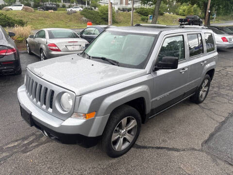2017 Jeep Patriot High Altitude 4WD photo
