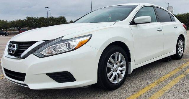 2017 Nissan Altima 2.5 S FWD photo