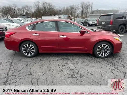 2017 Nissan Altima 2.5 SV FWD photo